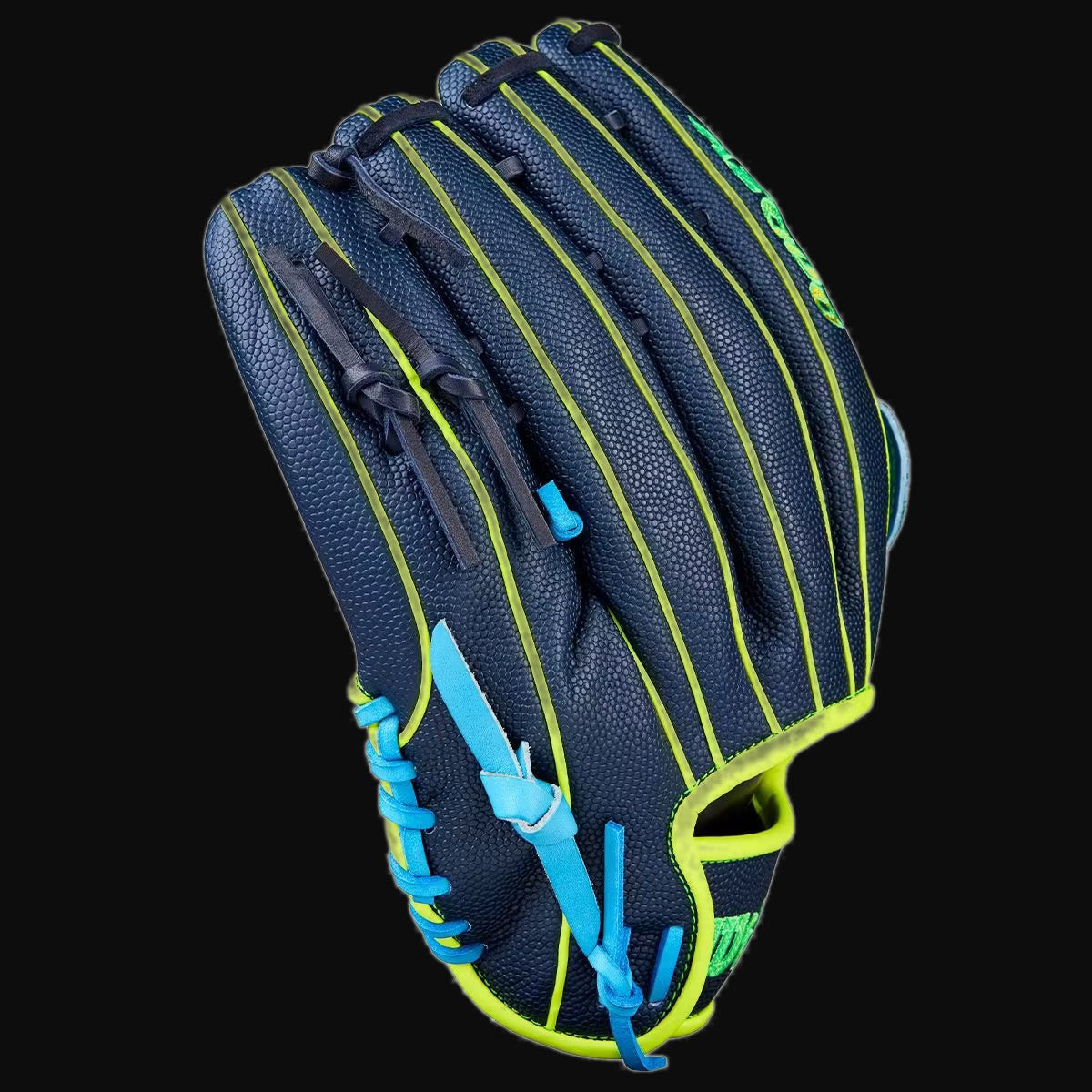 Wilson Fall 2025 A2000 PF50 SuperSkin Model 12.25" Pedroia Fit Outfield Baseball Glove [bgblk]