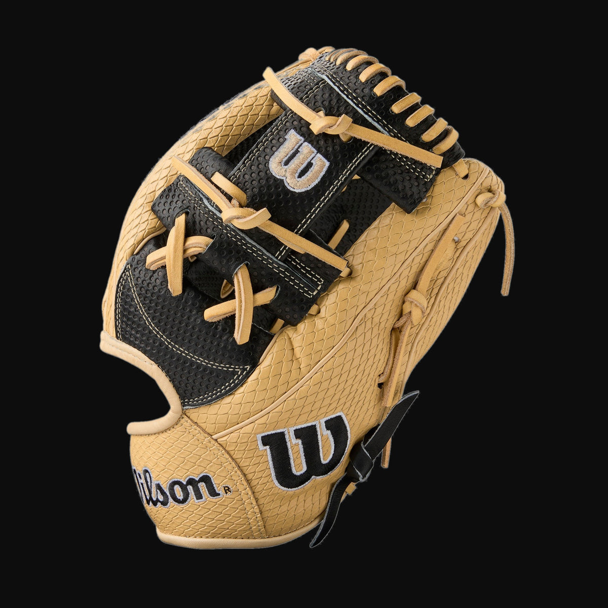 Wilson Summer 2025 A2000 Ke'Bryan Hayes Game Model 11.75" Infield Baseball Glove [bgblk]
