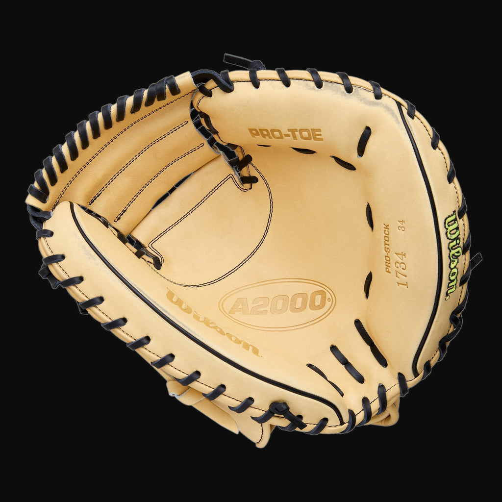 Wilson A2000 Classic 1734 Blonde Model 34" Baseball Catcher's Mitt [bgblk]