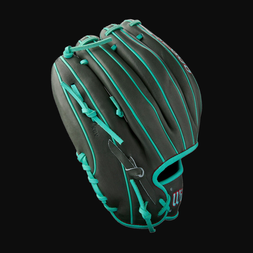 Wilson Summer 2025 A2000 1975 Model 11.75" Infield Baseball Glove [bgblk]