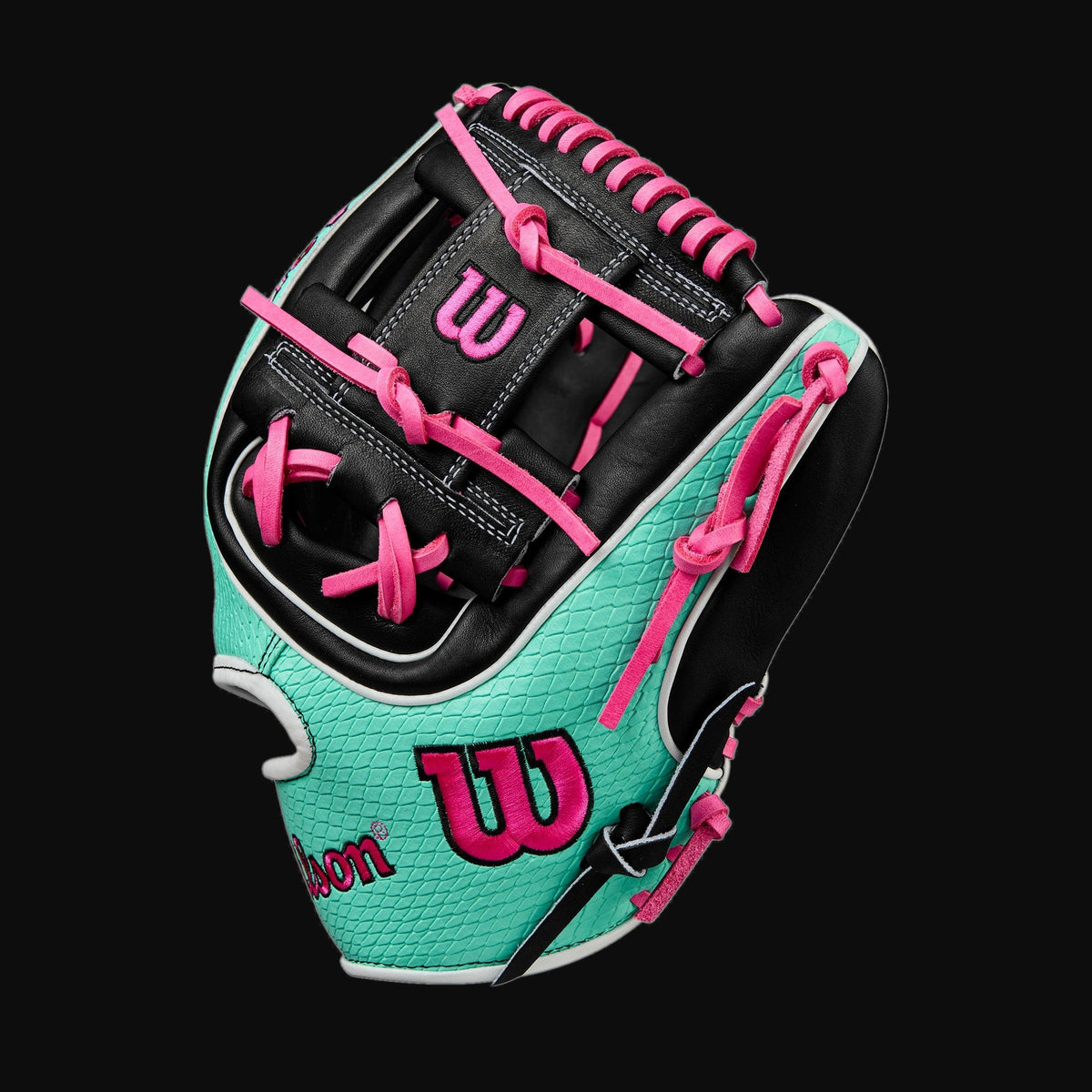Wilson Summer 2025 A2K 1720 Model 11.5" Infield Baseball Glove [bgblk]
