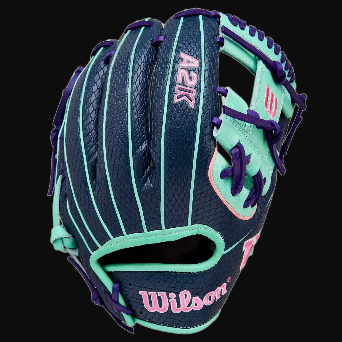 Wilson Fall 2025 A2K 1786 SuperSkin Model 11.5" Infield Baseball Glove [bgblk]