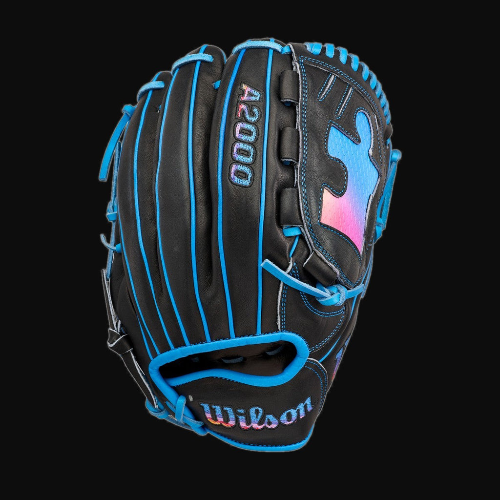 Wilson A2000 2026 Love the Moment B23 Puzzle Piece Model 12" Pitcher Baseball Glove [bgblk]