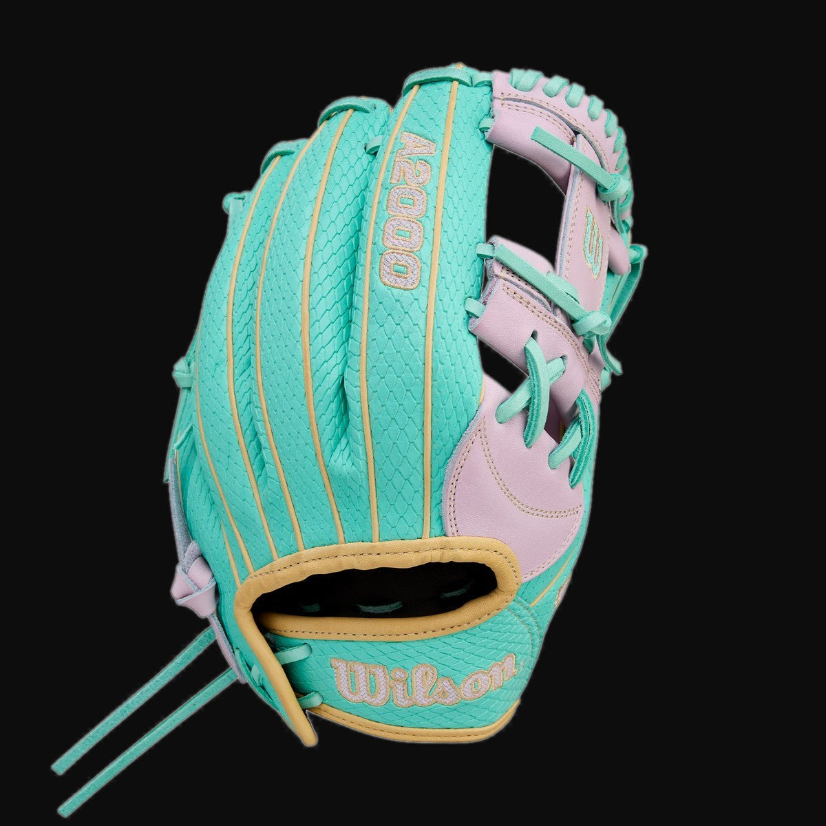 Wilson Spring 2026 A2000 H12 Model 12" Fastpitch Infield Glove [bgblk]