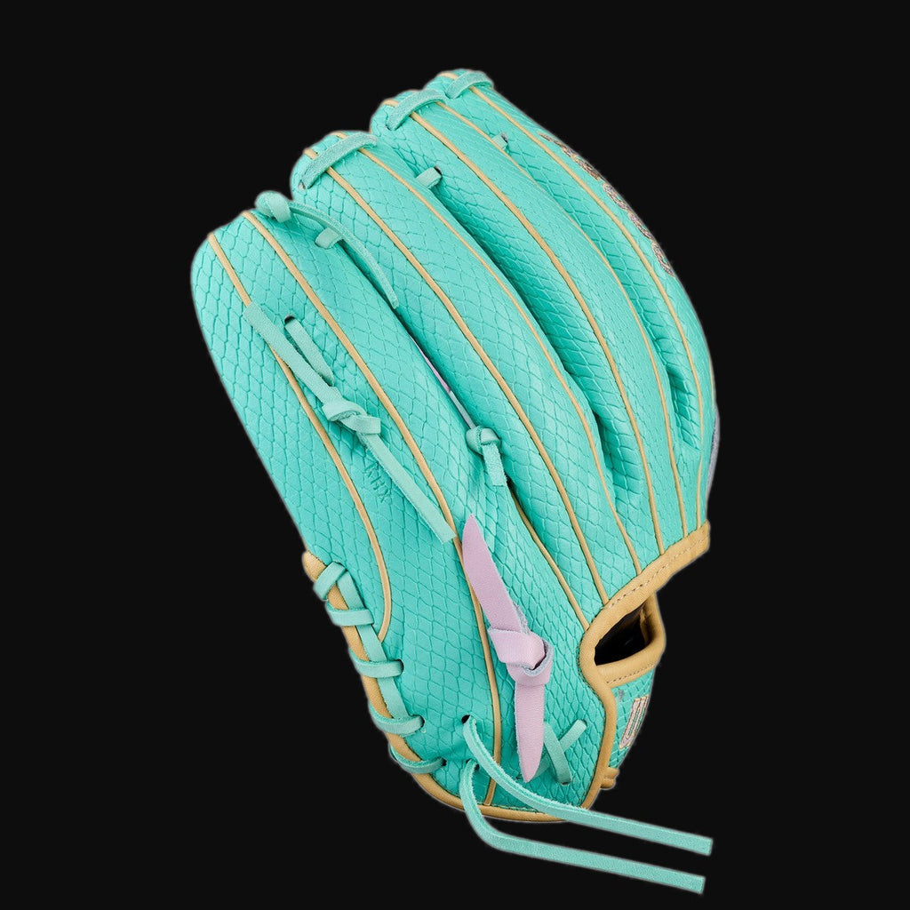 Wilson Spring 2026 A2000 H12 Model 12" Fastpitch Infield Glove [bgblk]