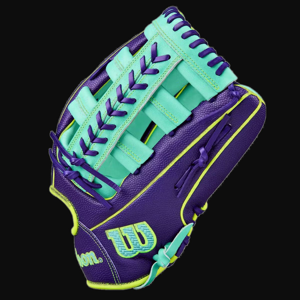 Wilson Fall 2025 A2000 1810 SuperSkin Model 12.75" Outfield Glove [bgblk]