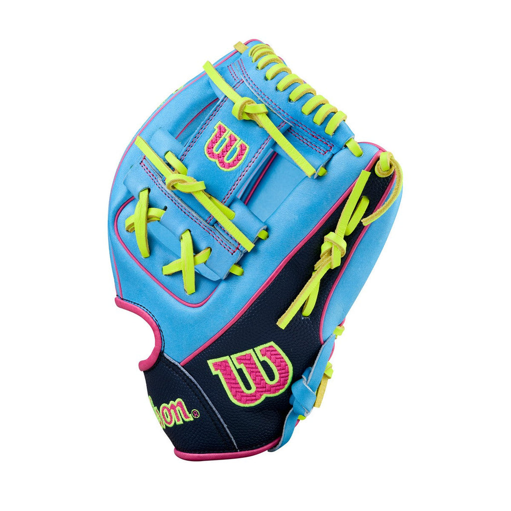 Wilson Spring 2026 A2000 1786 Model 11.5" Infield Baseball Glove