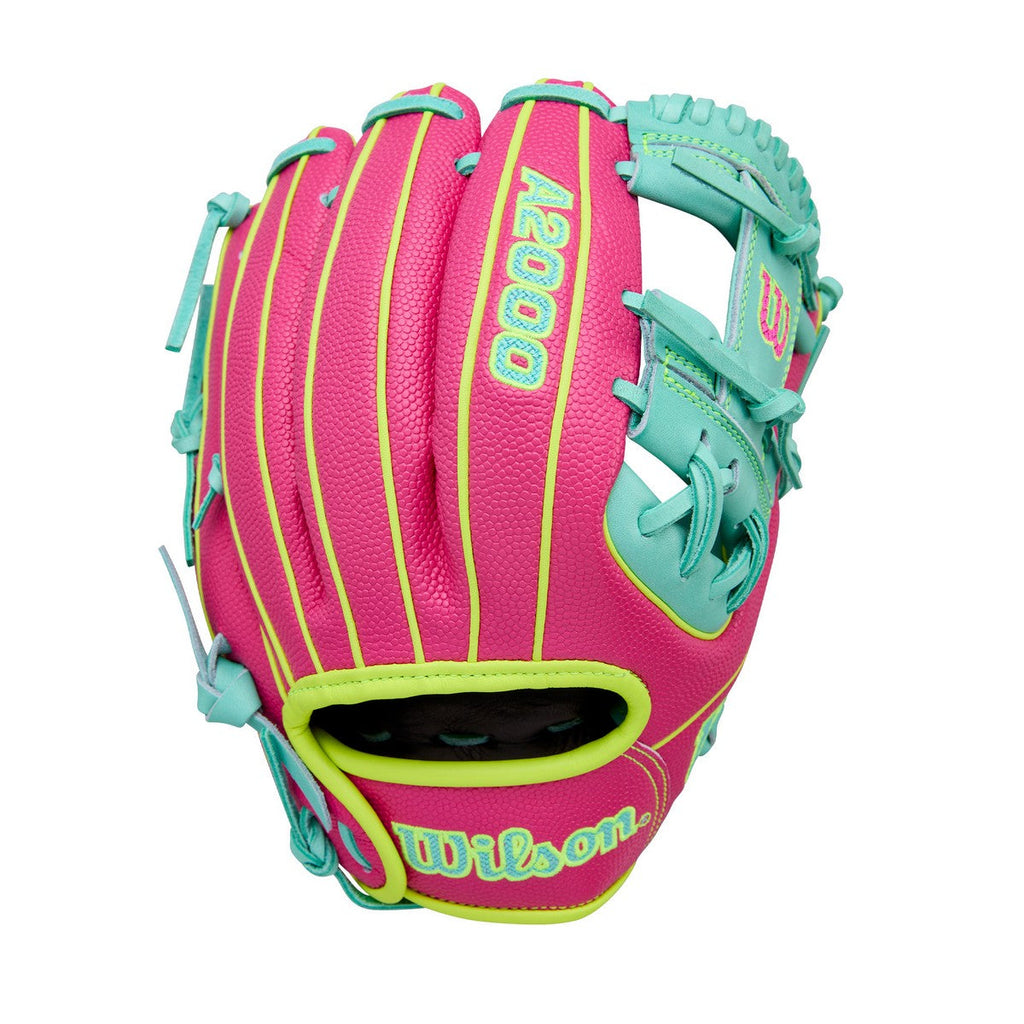 Wilson Spring 2026 A2000 DP15 Pedroia Fit SuperSkin Model 11.5" Infield Baseball Glove