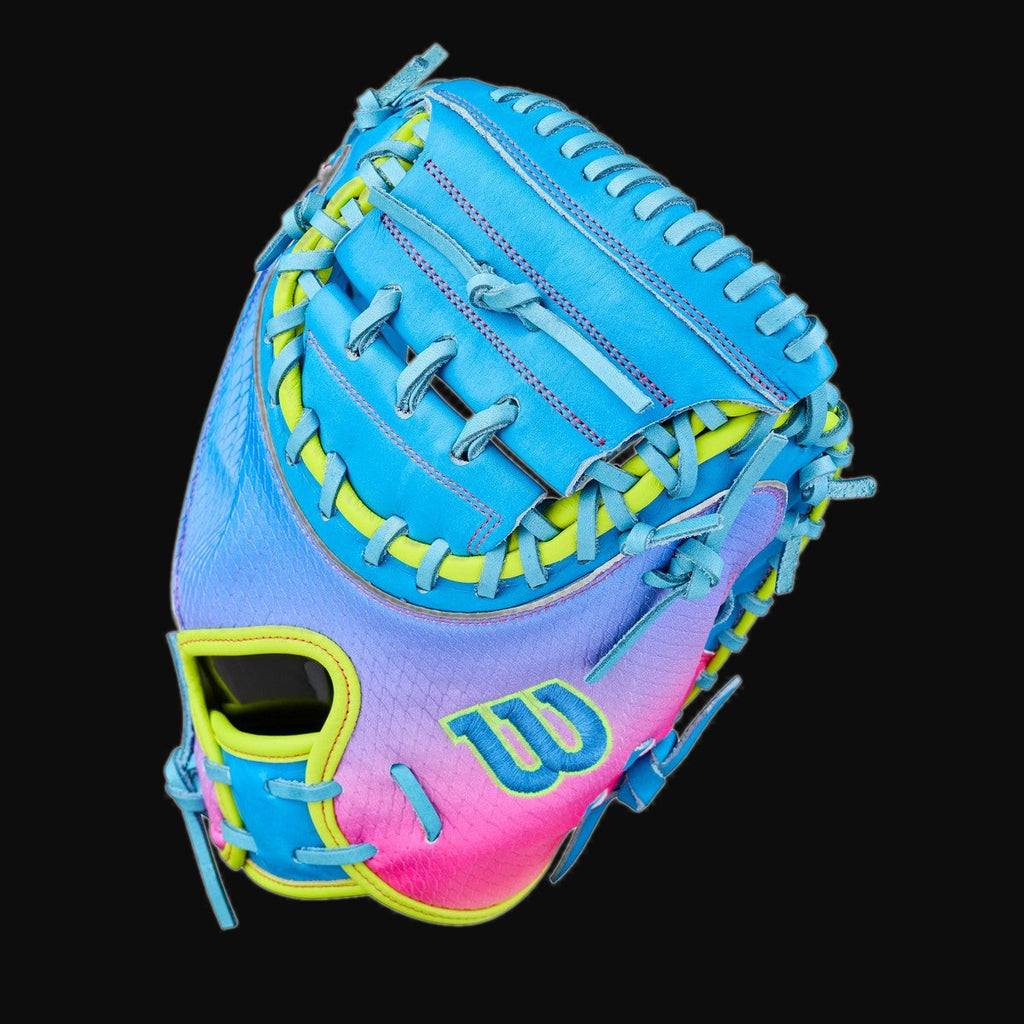 Wilson A2000 2026 Love the Moment CM33 Model 33" Baseball Catcher's Mitt [bgblk]