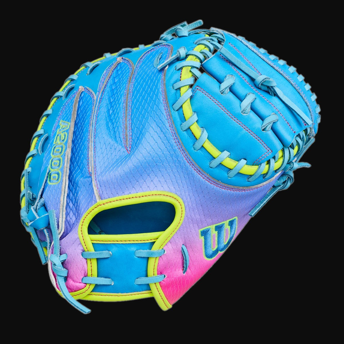 Wilson A2000 2026 Love the Moment CM33 Model 33" Baseball Catcher's Mitt [bgblk]