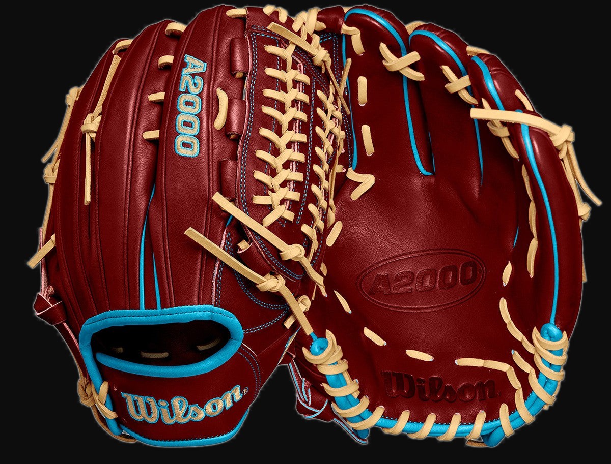 Wilson Winter 2024 A2000 D33 Model 11.75" Baseball Pitcher Glove [bgblk]