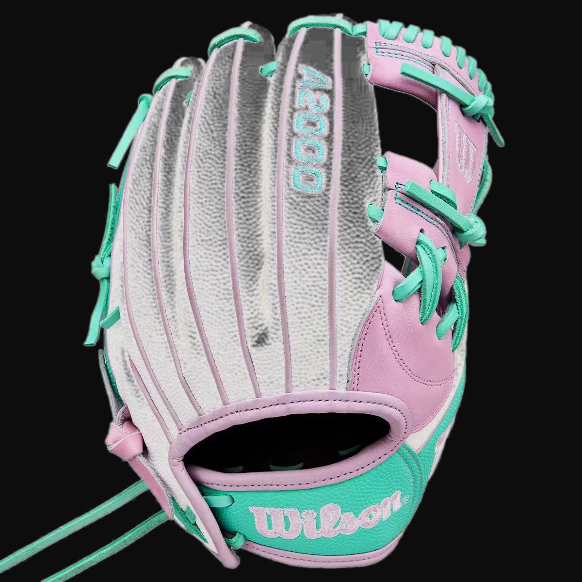 Wilson Fall 2025 A2000 FP H1175 SuperSkin Model 11.75" Infield Fastpitch Glove [bgblk]