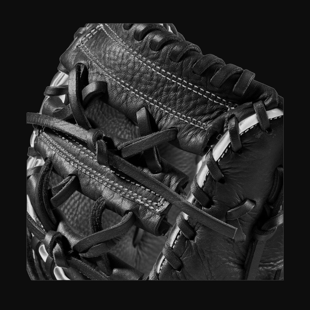 Wilson WBW10091011 11" Baseball First Base Trainer Mitt [bgblk]