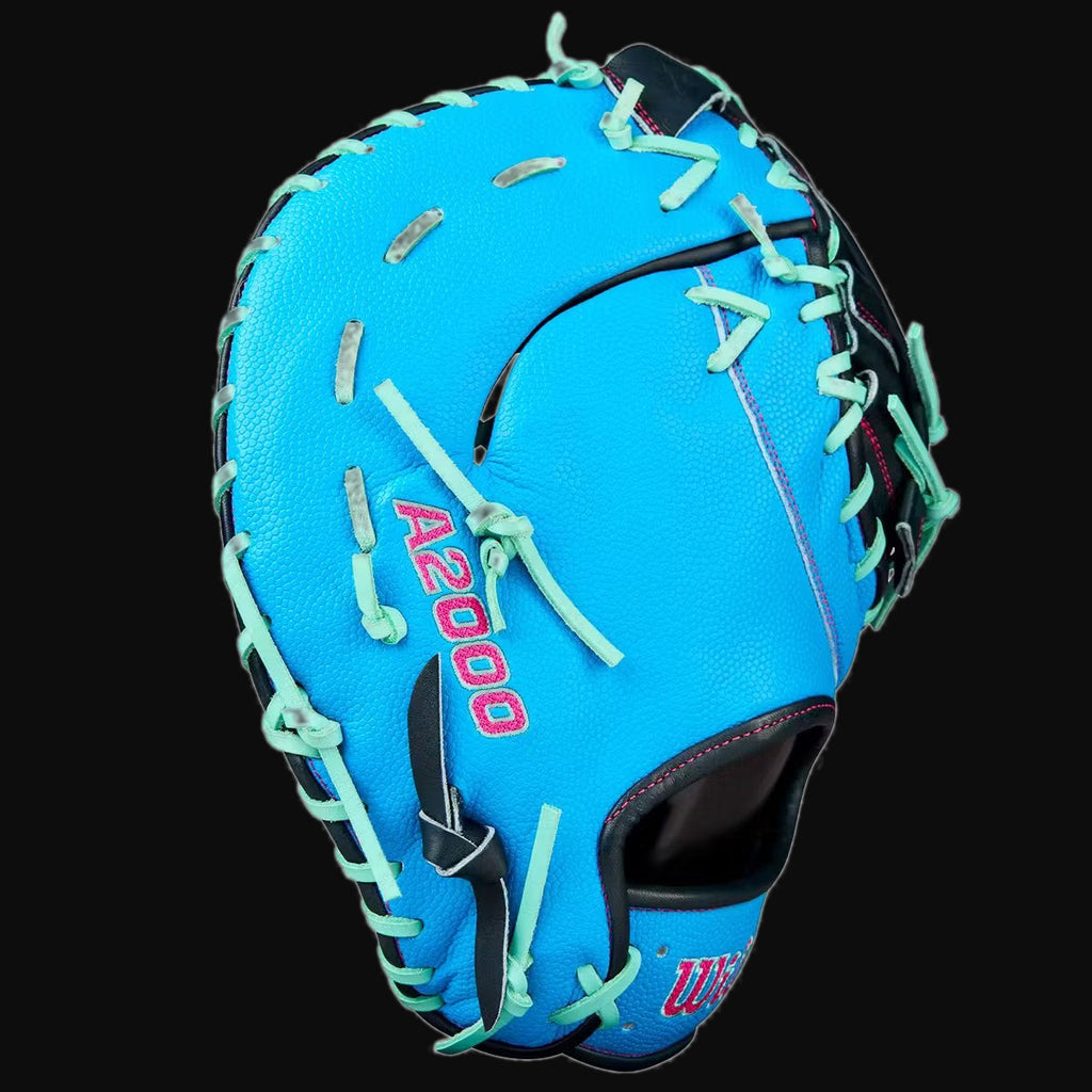 Wilson Fall 2025 A2000 1677 SuperSkin Model 12.5" 1st Base Baseball Mitt [bgblk]