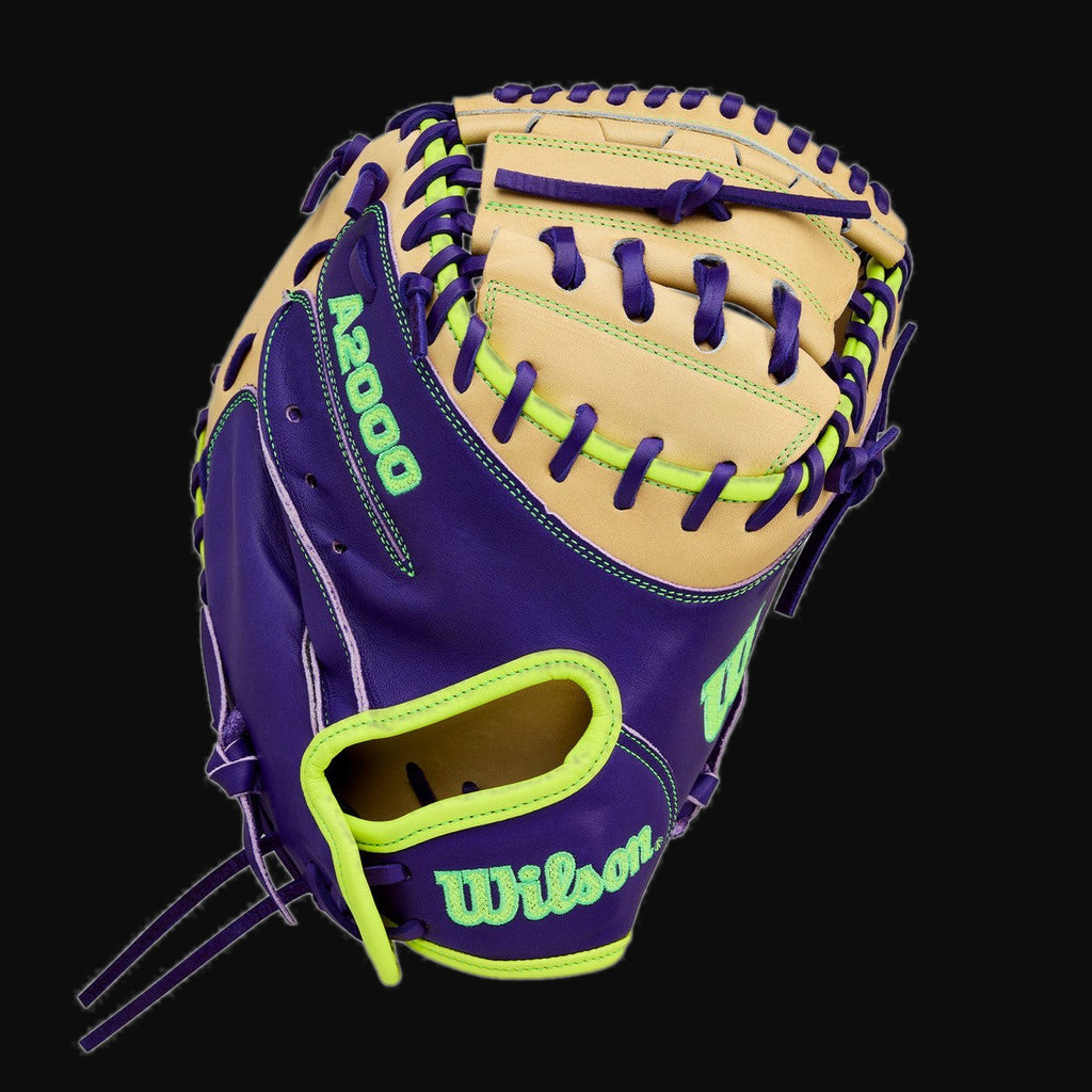 Wilson Spring 2026 A2000 FPCM23 Model 34" Fastpitch Catcher's Mitt [bgblk]