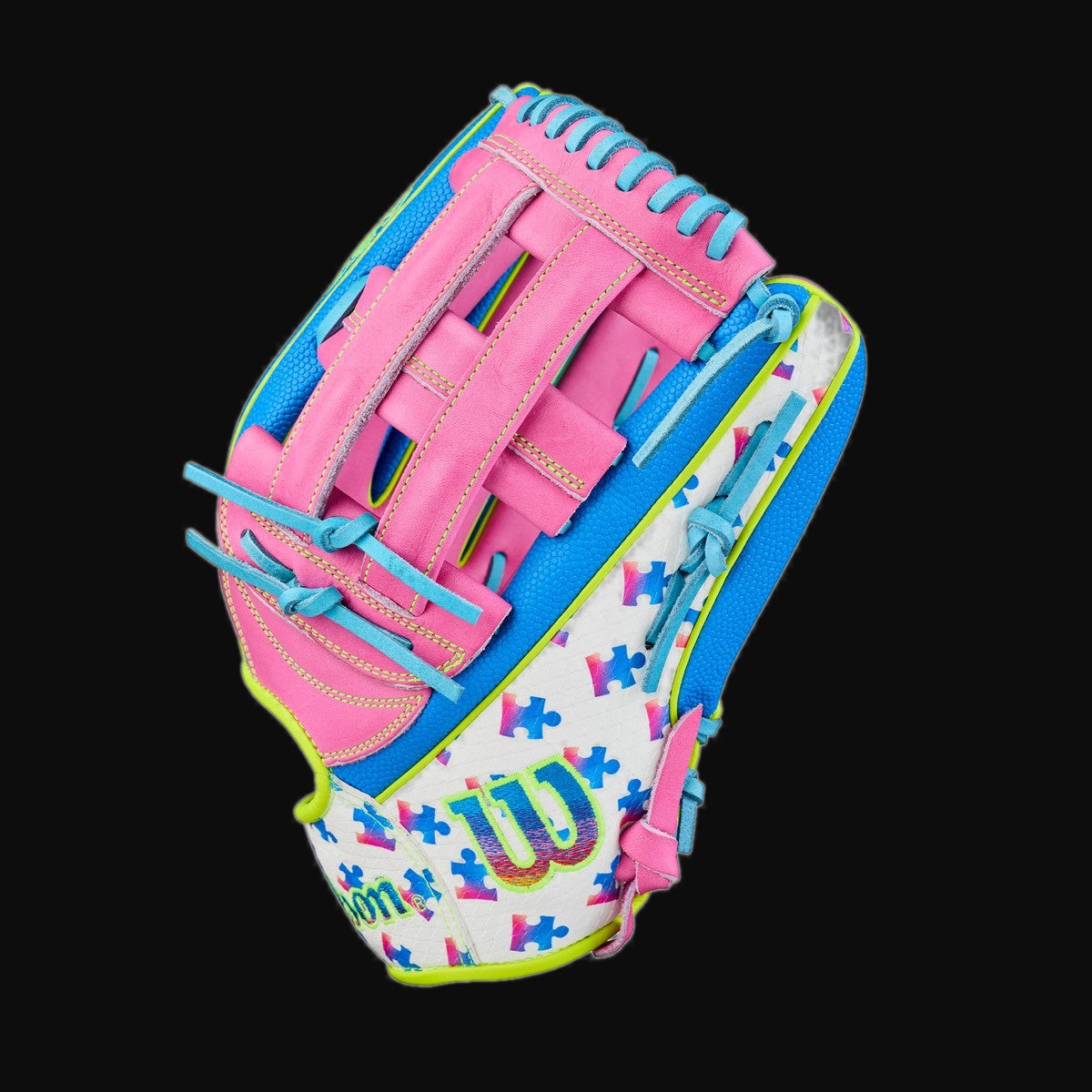 Wilson A2000 2026 Love the Moment 1777 Model 12.75" Outfield Baseball Glove [bgblk]