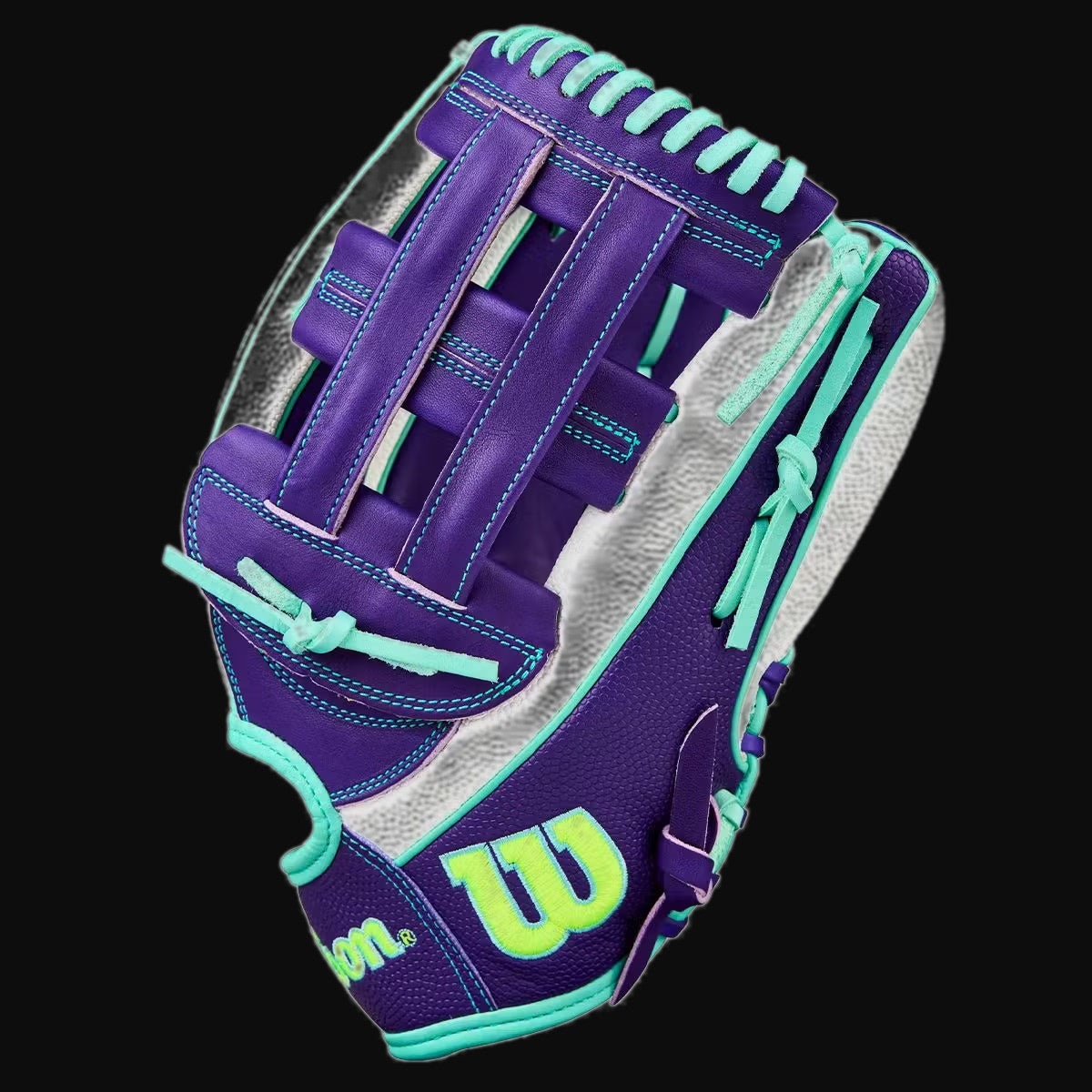 Wilson Fall 2025 A2000 FP50 SuperSkin Model 12.5" Outfield Fastpitch Glove [bgblk]