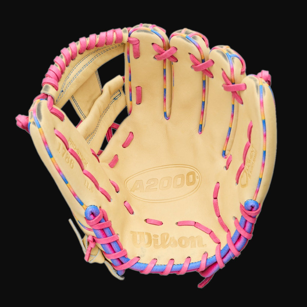 Wilson A2000 2026 Love the Moment 1786 Model 11.5" Infield Baseball Glove [bgblk]