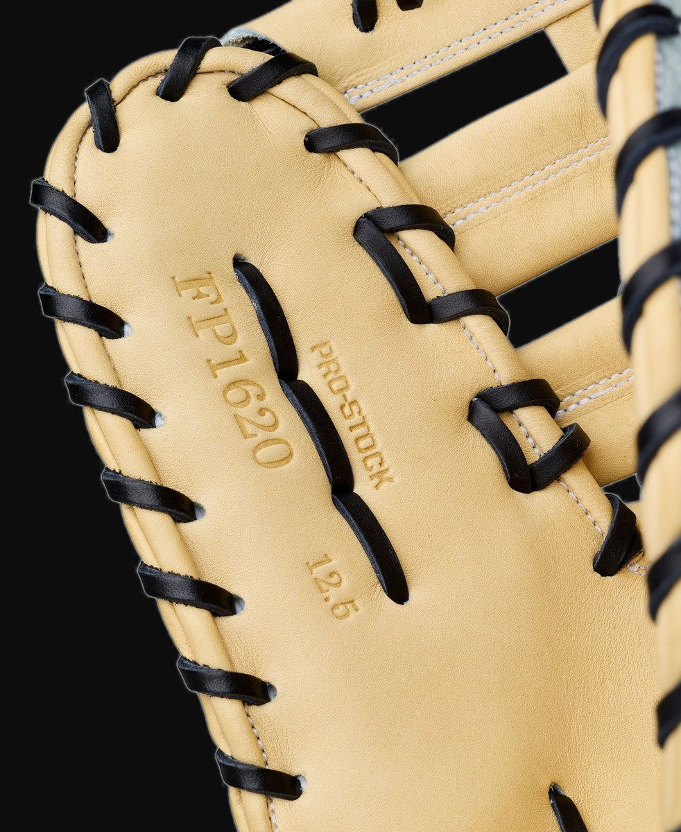 Wilson A2000 Annual Collection FP1620SS Model 12.5" Superskin Fastpitch 1st Base Mitt
