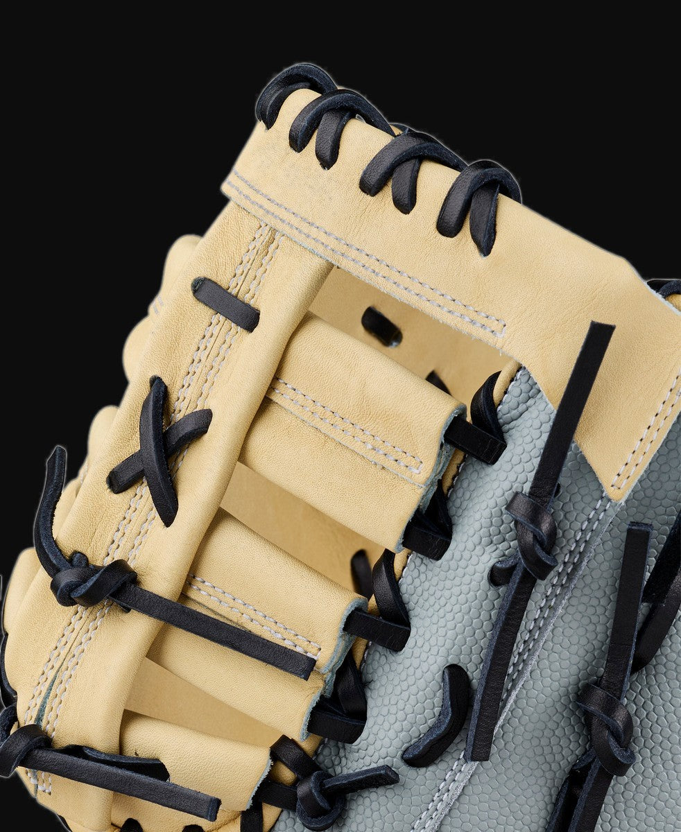 Wilson A2000 Annual Collection FP1620SS Model 12.5" Superskin Fastpitch 1st Base Mitt