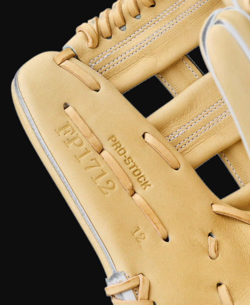 Wilson A2000 Annual Collection FP1712 Model 12" Fastpitch Infielder Glove