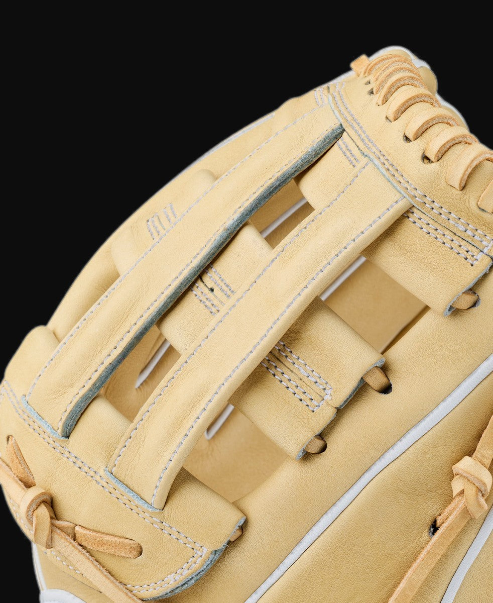 Wilson A2000 Annual Collection FP1712 Model 12" Fastpitch Infielder Glove