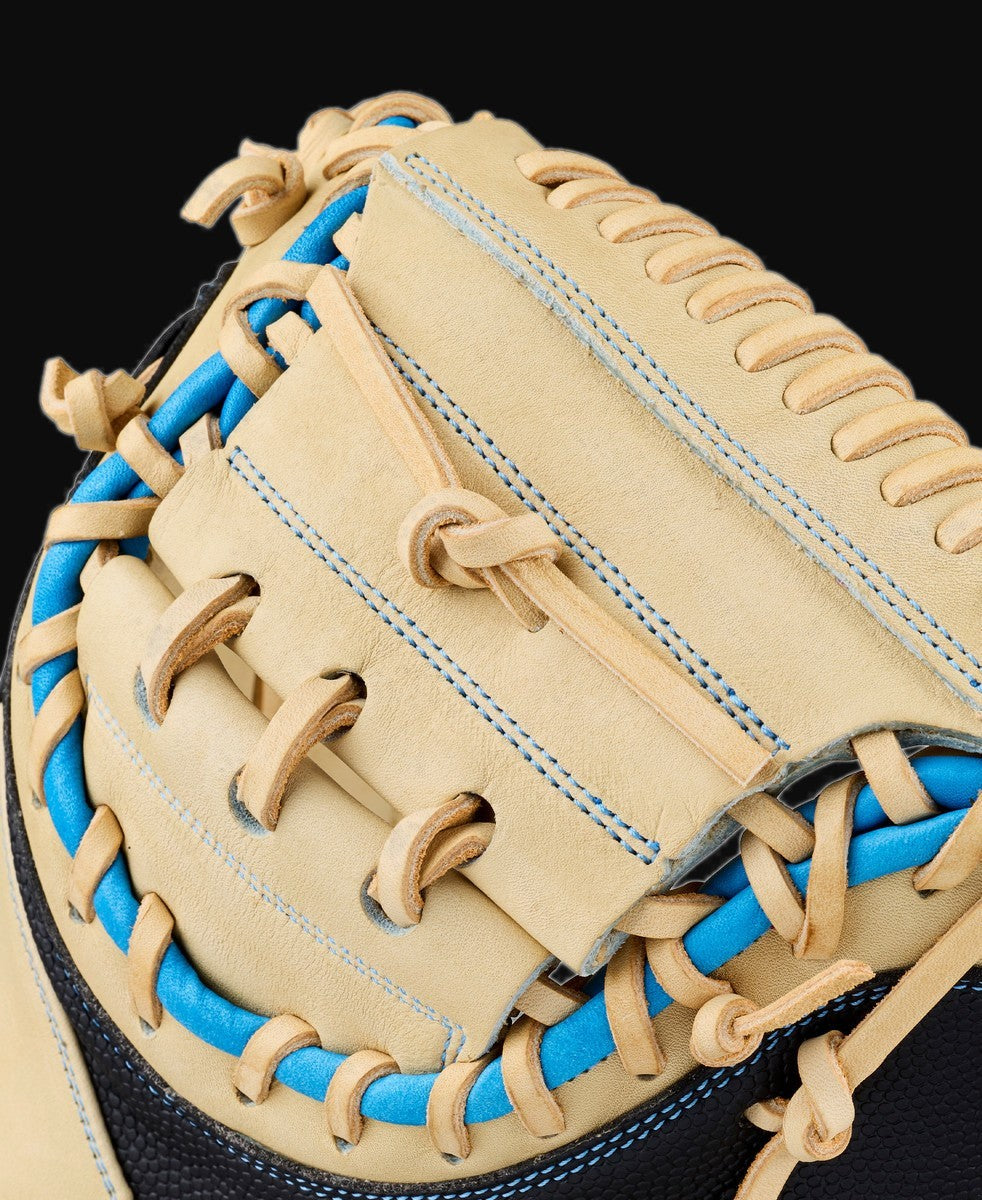 Wilson A2000 Annual Collection M23SS Model 33.5" Superskin Baseball Catcher's Mitt