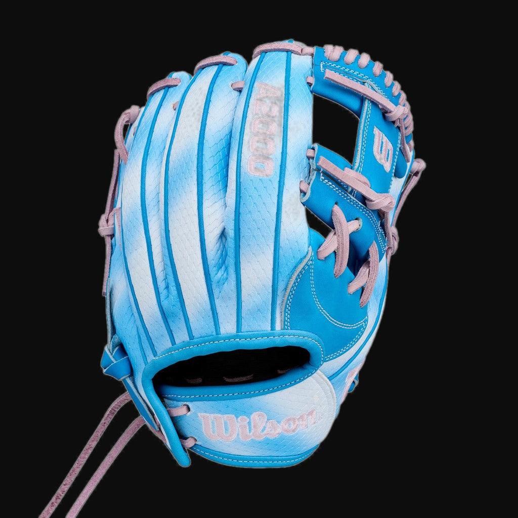 Wilson Leadoff A2000 FPH12SS Superskin Model 12" Infield Fastpitch Glove