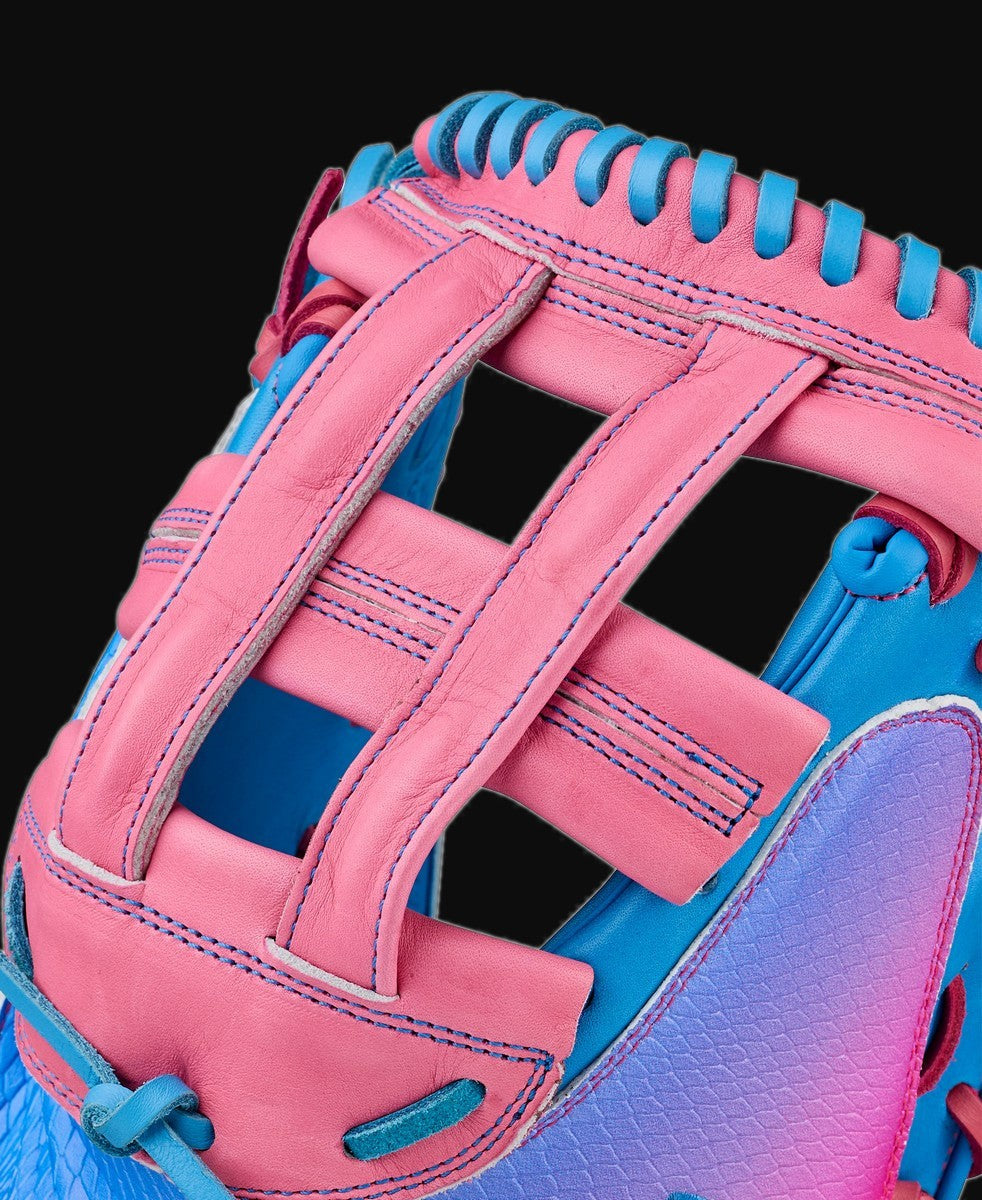 Wilson Limited Edition A1000 "Momentum" FPCM Model 33" Fastpitch Catcher's Mitt